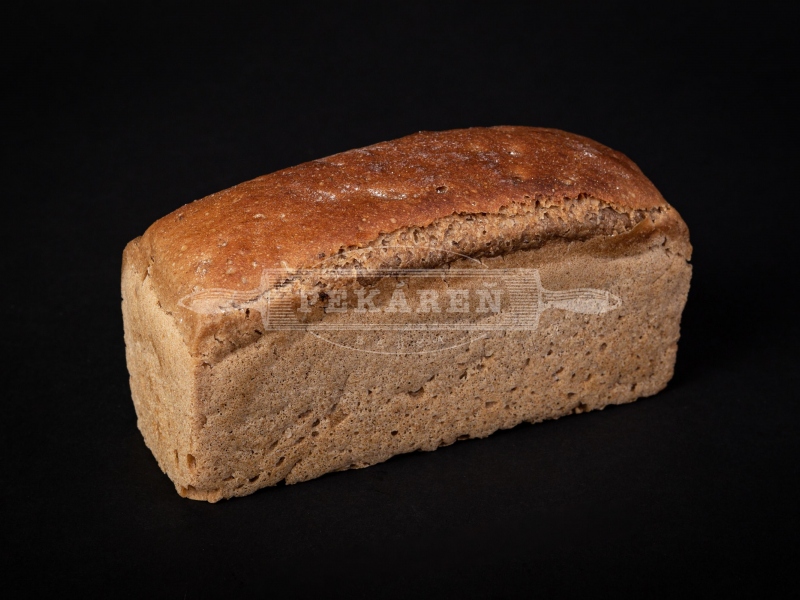 Kváskový ražný chlieb